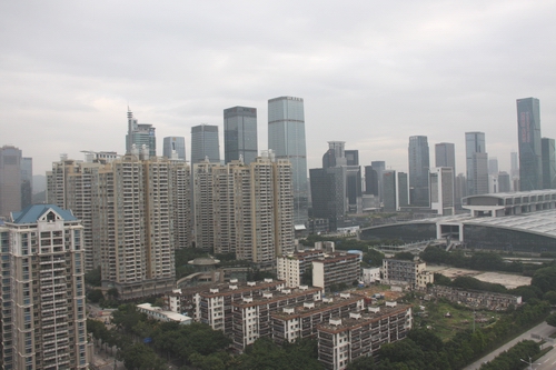 與深圳評(píng)估機(jī)構(gòu)同行交流、學(xué)習(xí)